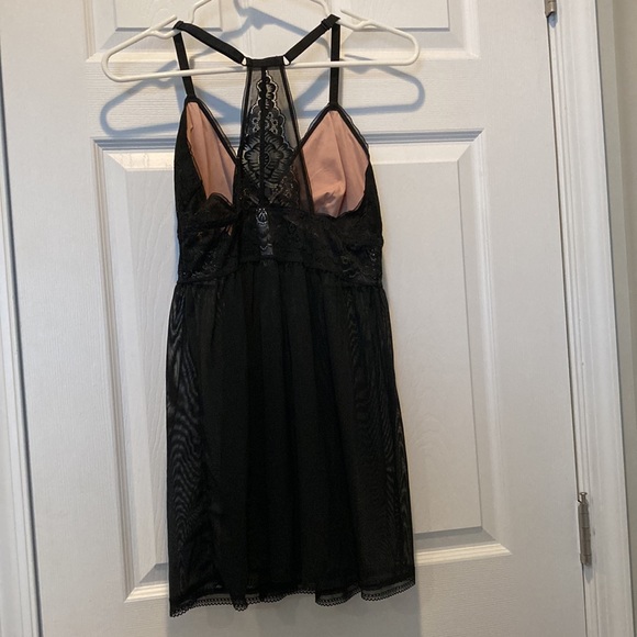 Auden black lace/mesh camisole, XL - Picture 4 of 5